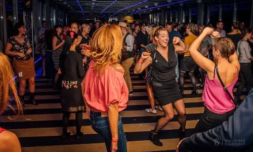 Kubánska noc — singles párty LáskaTu